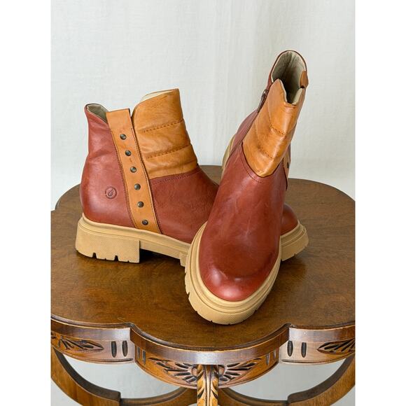 Casta Xenia Shoes - NIB Casta Xenia Rust Cognac Leather Two Tone Boot with Grommets #0281 EU 39